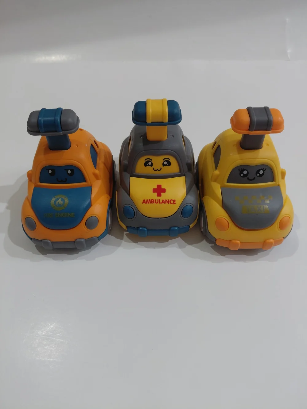 New Giggle Scape Speedy Go Vehicles Set Of 5